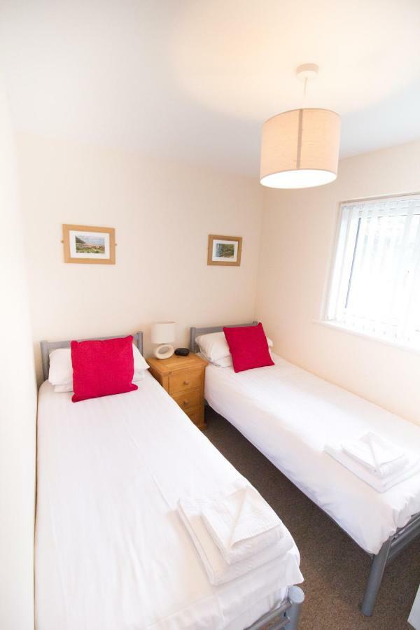 Seaview Holidays - Salterns Village Δωμάτιο φωτογραφία